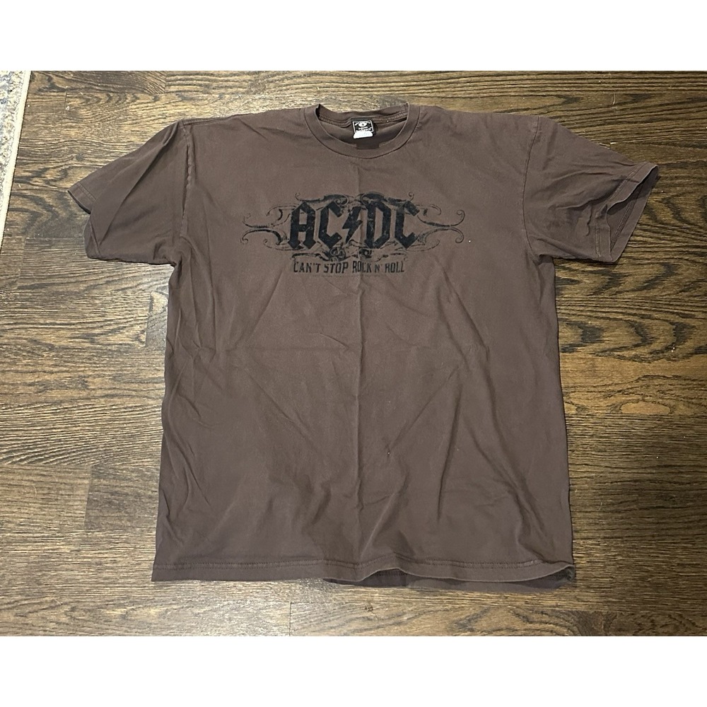 2k Vntg ACDC Can't Stop Rock N' Roll Graphic T-Shirt Brown Velveted Logo XL